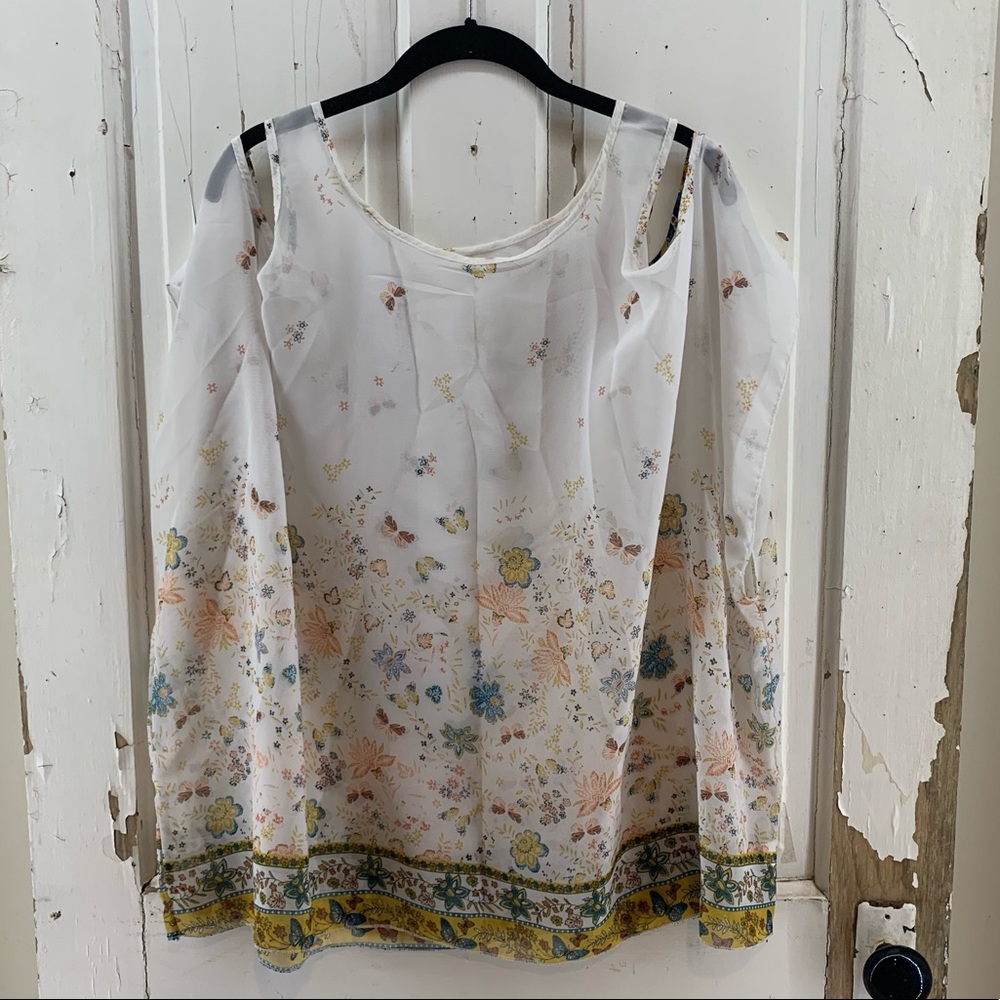 2 Chic Sheer Floral Cold Shoulder Top XL